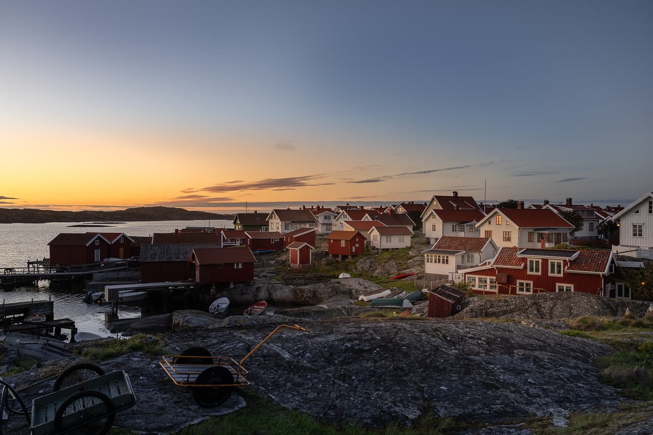 Käringön i solnedgang